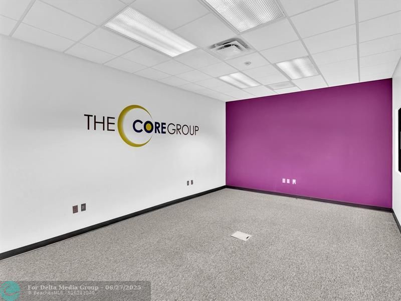 2200 N University Drive, Sunrise, FL 33322 Photo