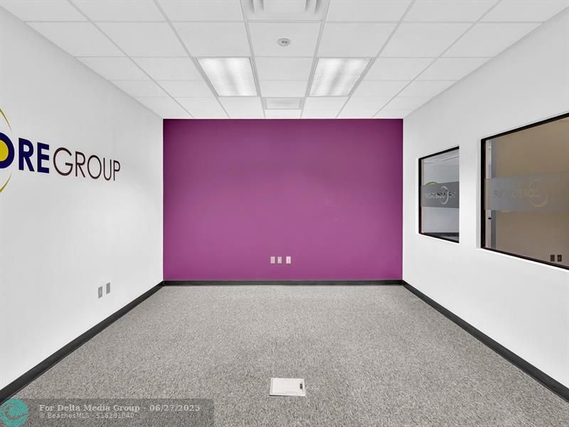 2200 N University Drive, Sunrise, FL 33322 Photo