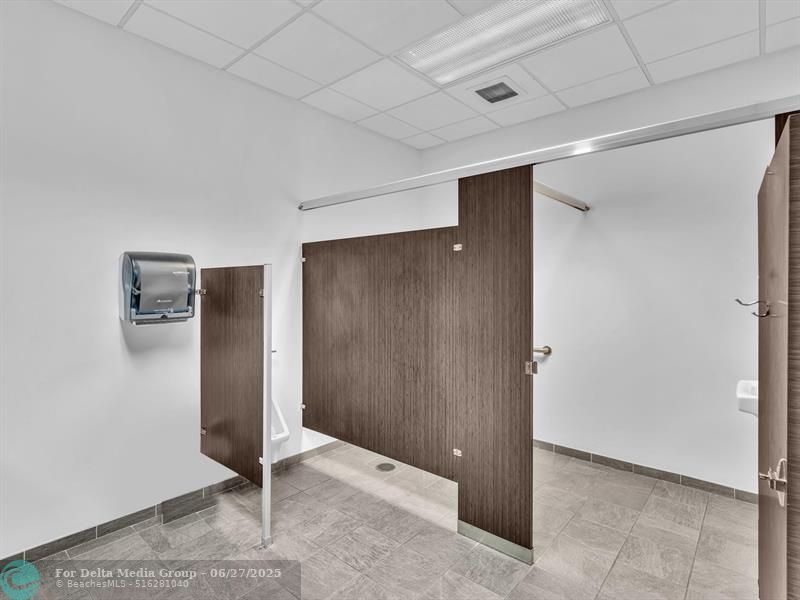 2200 N University Drive, Sunrise, FL 33322 Photo