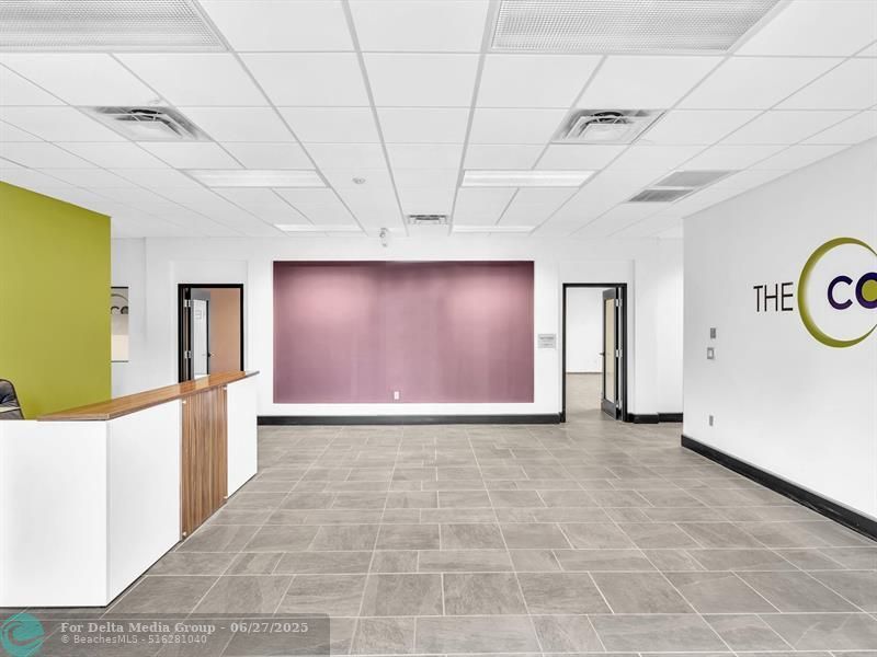 2200 N University Drive, Sunrise, FL 33322 Photo