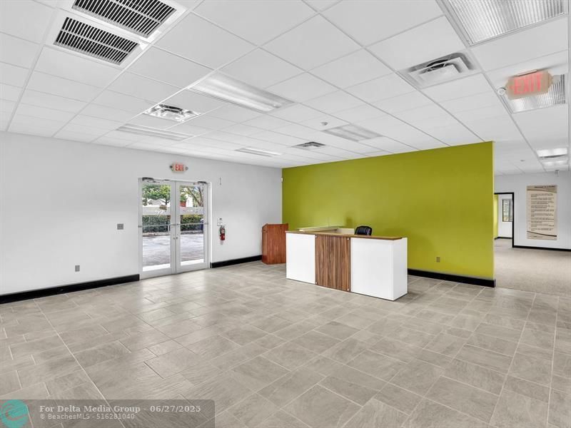 2200 N University Drive, Sunrise, FL 33322 Photo