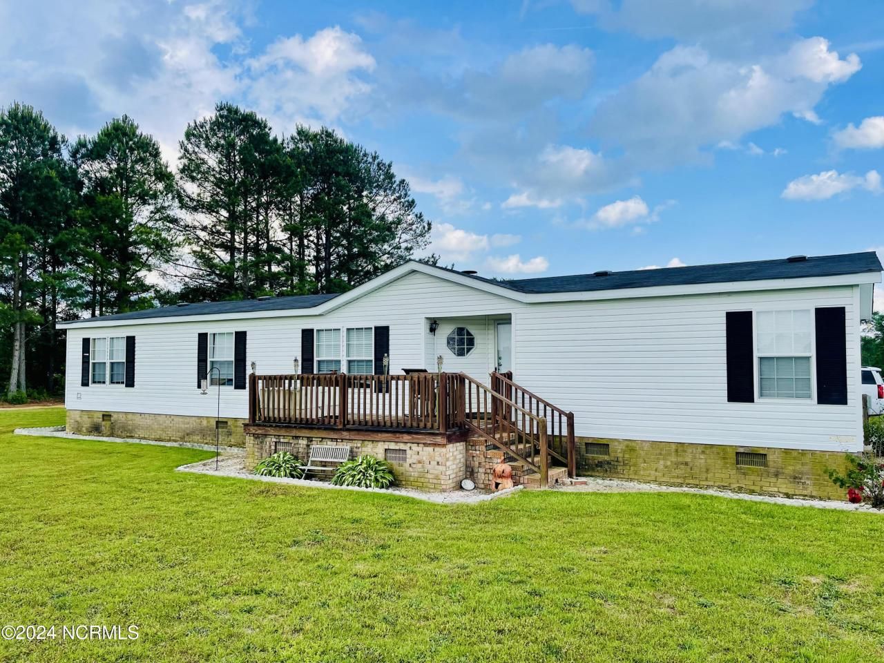 1331 Nixon Road, Autryville, NC 28318 Main Photo