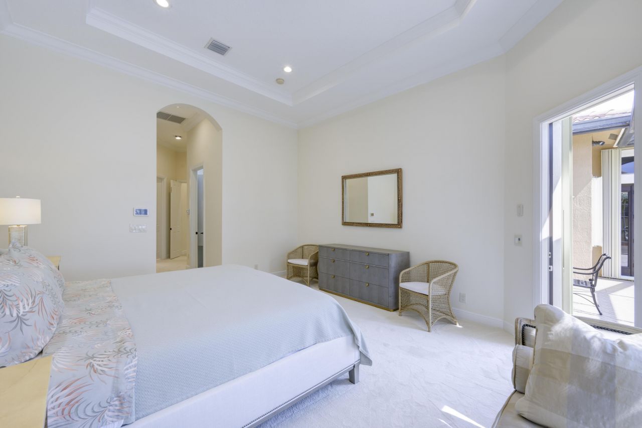 7030 Isla Vista Drive, West Palm Beach, FL 33412 Photo