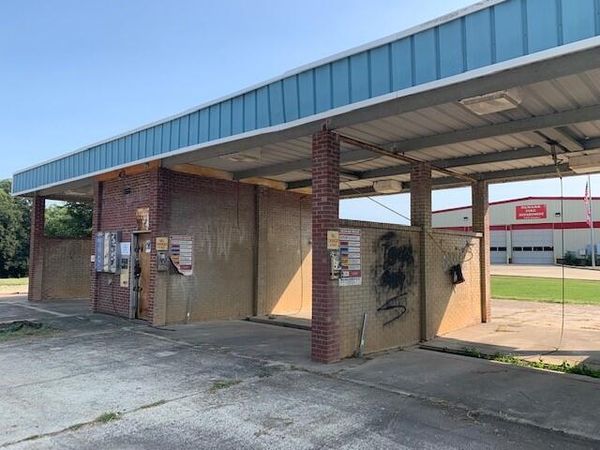 375 E 6th Street, Newark, AR 72562