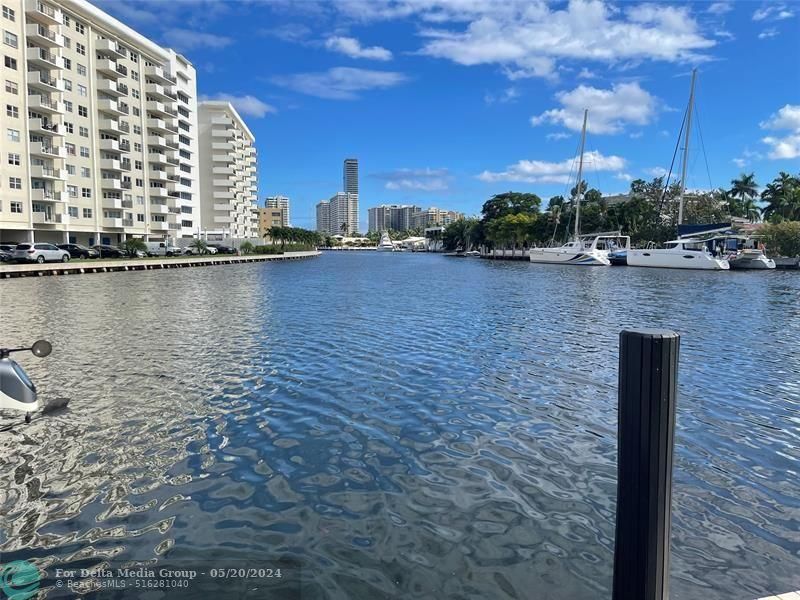 450 Paradise Isle Blvd, Hallandale Beach, FL 33009 Photo
