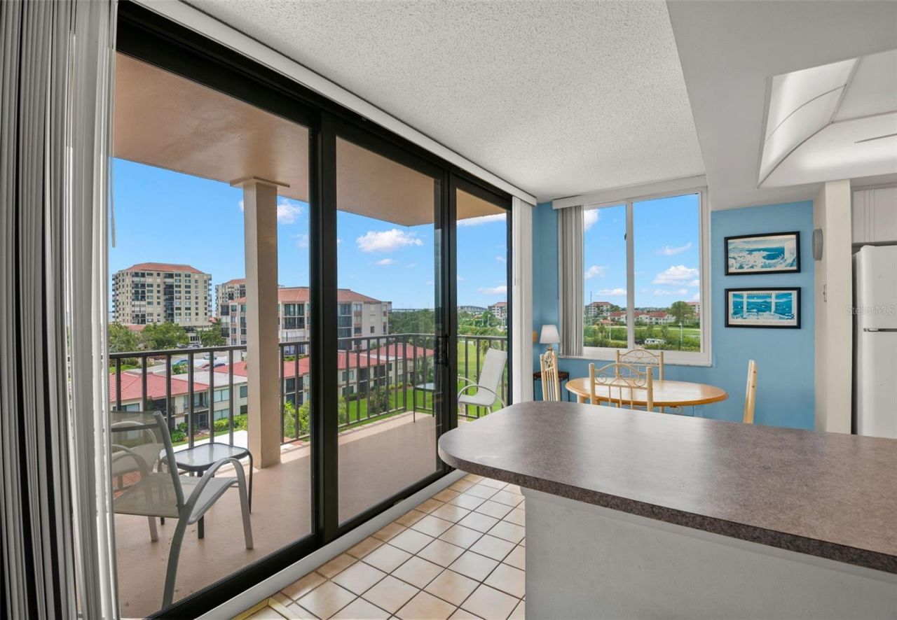 6219 Palma Del Mar Boulevard S, Unit 606, Saint Petersburg, FL 33715 Photo
