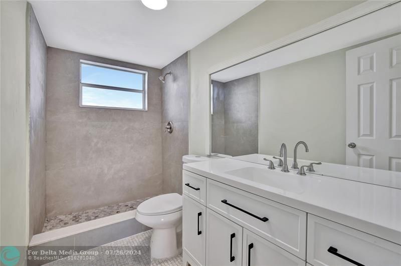 4050 NW 42nd Avenue, Unit 312, Lauderdale Lakes, FL 33319 Photo