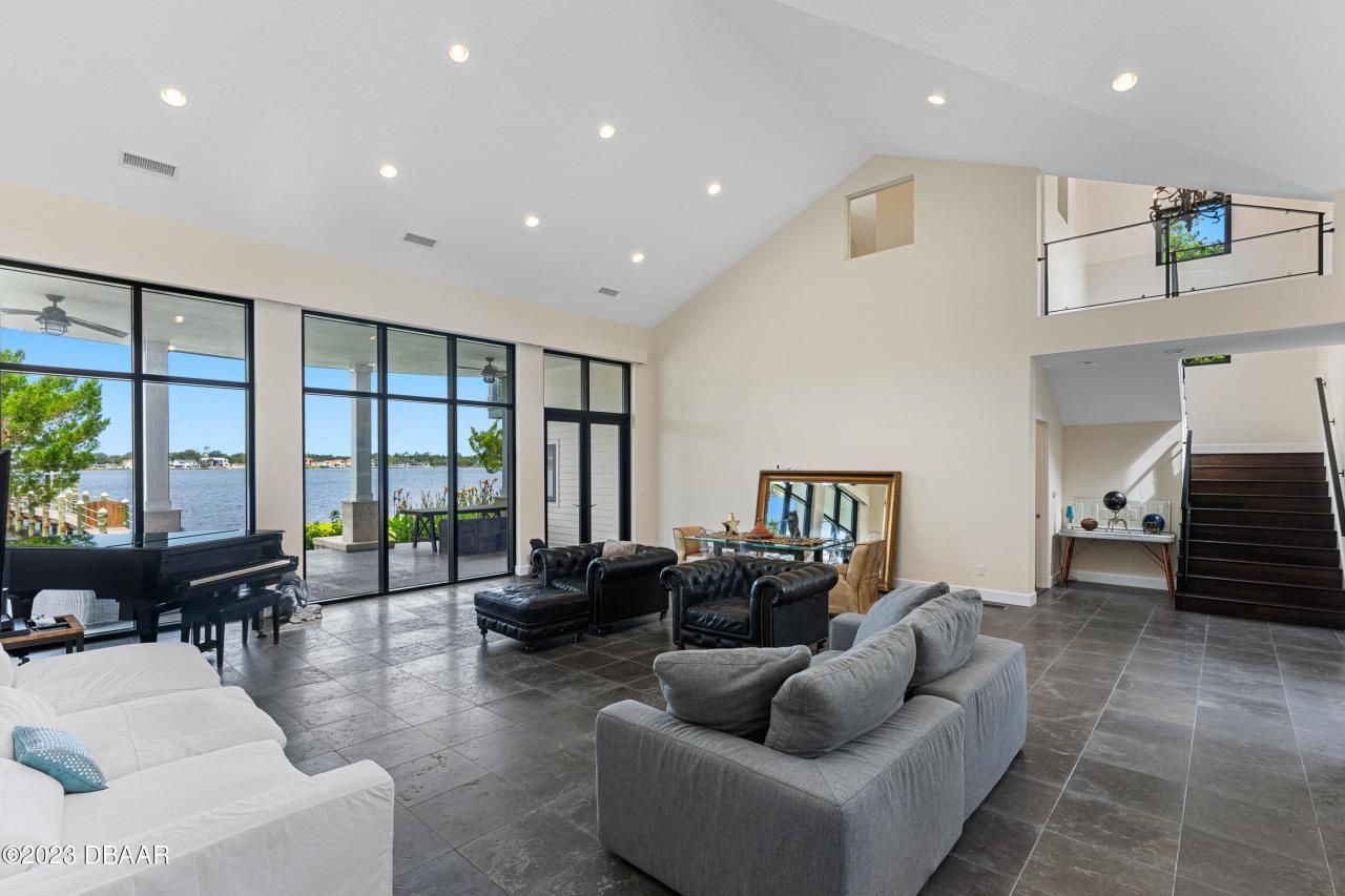 200 John Anderson Drive, Ormond Beach, FL 32176 Photo