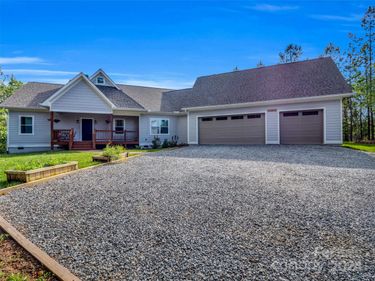 10305 Green River Cove Road, Saluda, NC 28773