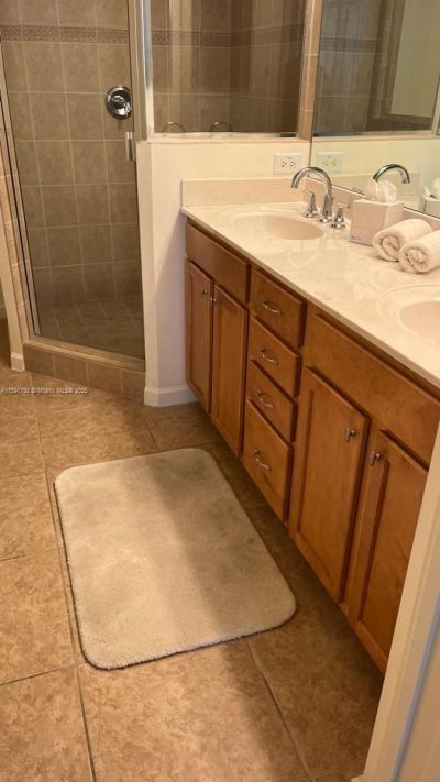 5793 Cape Harbour Dr, Unit 613, Cape Coral, FL 33914 Photo