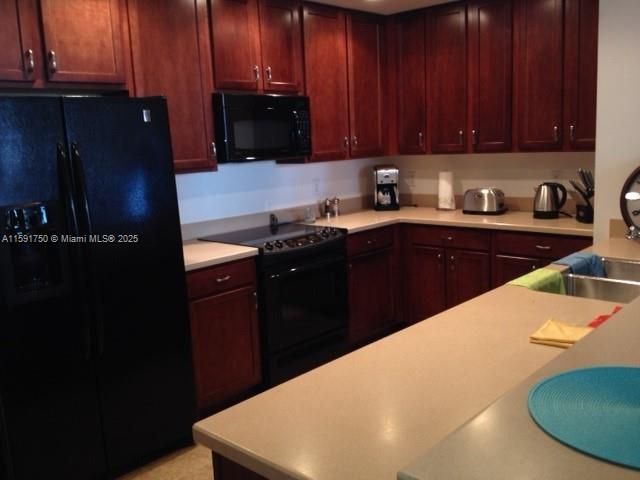 5793 Cape Harbour Dr, Unit 613, Cape Coral, FL 33914 Photo