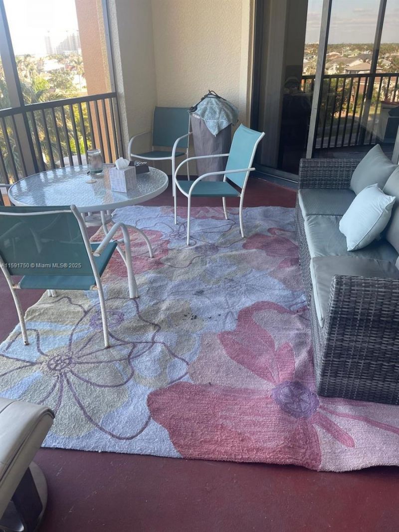 5793 Cape Harbour Dr, Unit 613, Cape Coral, FL 33914 Photo