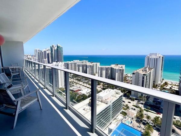 4010 S Ocean Dr, Unit R2407, Hollywood, FL 33019