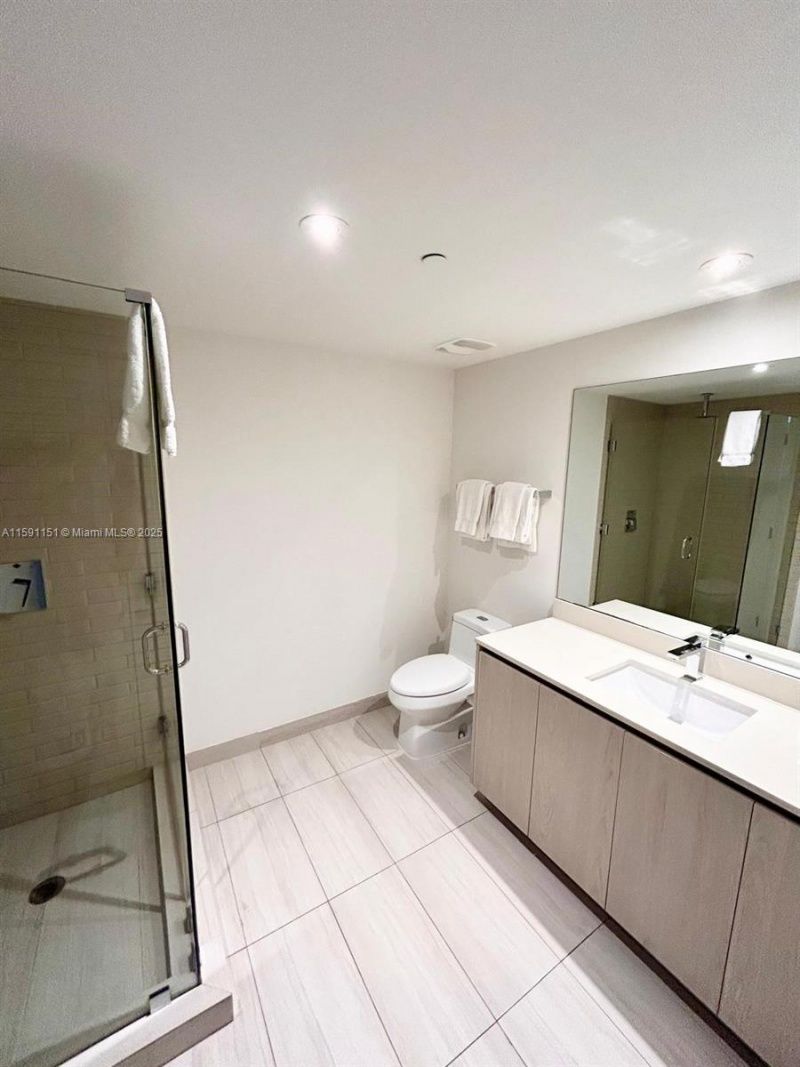 4010 S Ocean Dr, Unit R2407, Hollywood, FL 33019 Photo