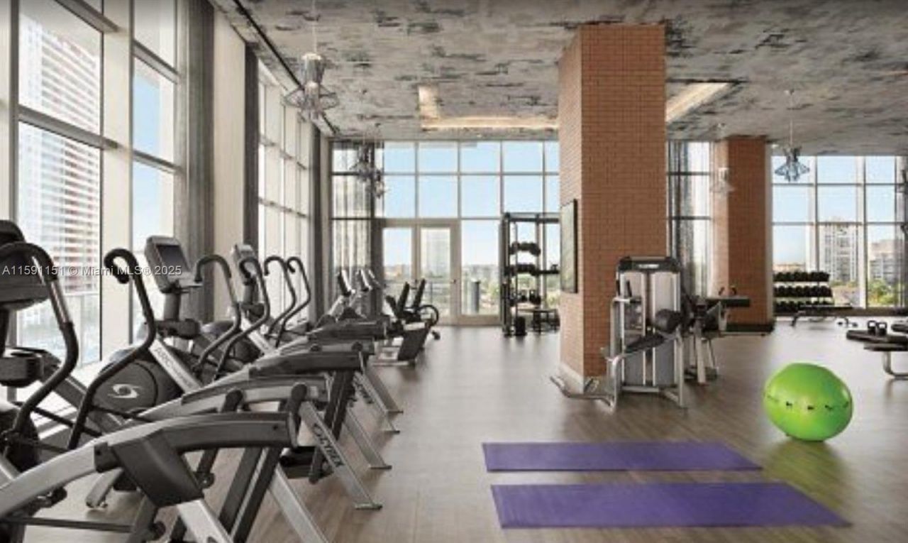 4010 S Ocean Dr, Unit R2407, Hollywood, FL 33019 Photo