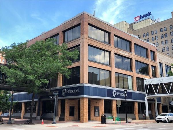 200 2nd Avenue SE, Cedar Rapids, IA 52403