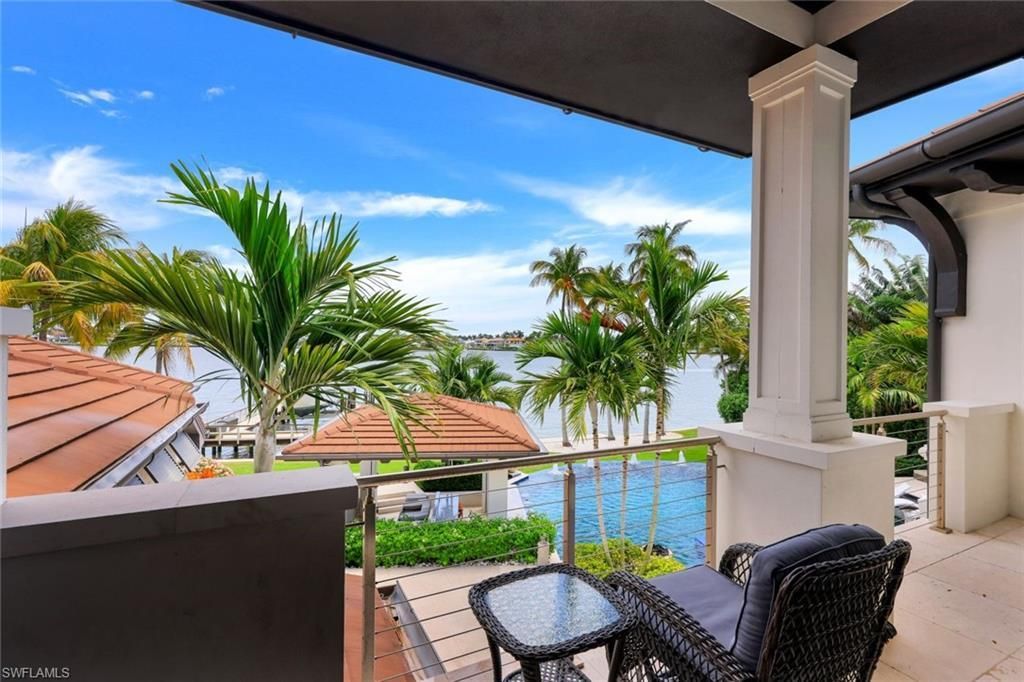 970 Aqua Cir, Naples, Fl 34102 Photo