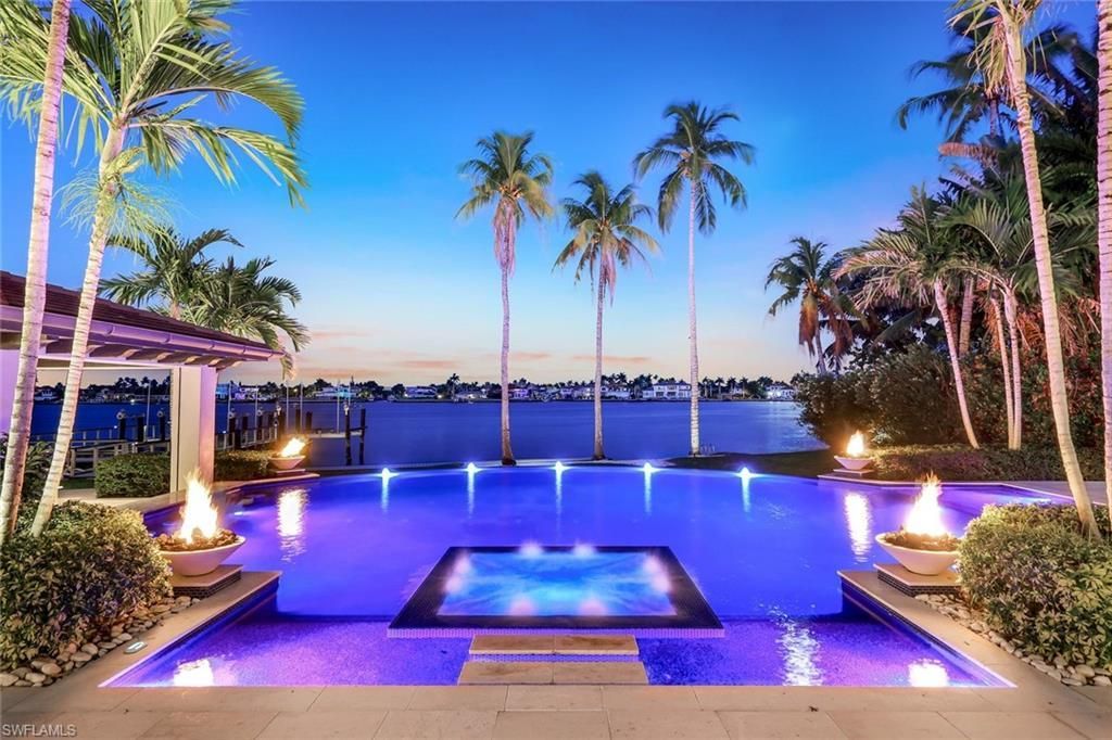 970 Aqua Cir, Naples, Fl 34102 Photo