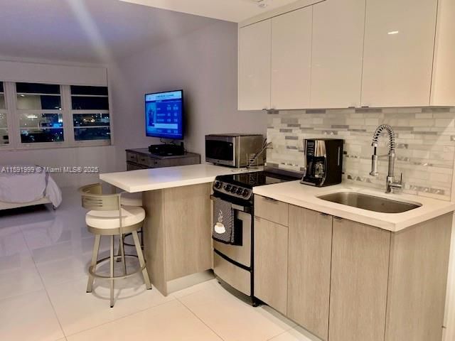 100 Lincoln Rd, Unit 711, Miami Beach, FL 33139 Photo