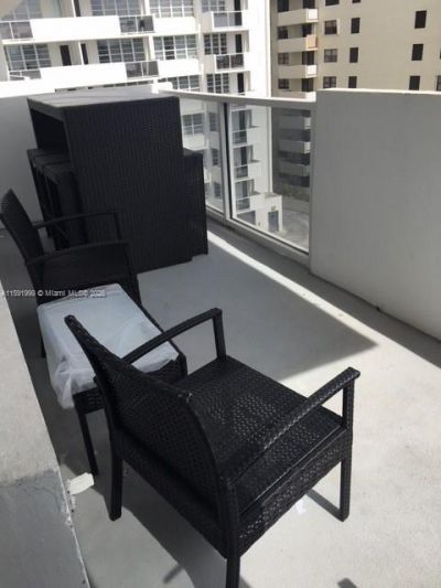 100 Lincoln Rd, Unit 711, Miami Beach, FL 33139 Photo