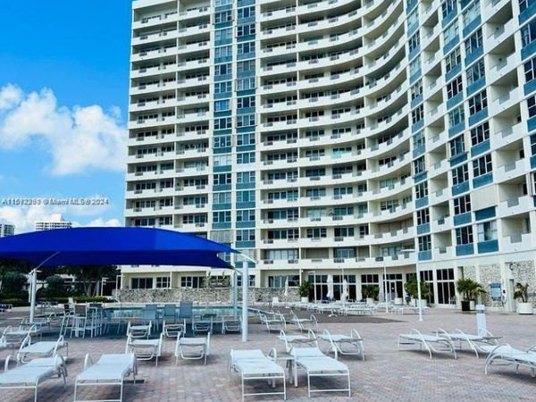 3180 S Ocean Dr, Unit 1405, Hallandale Beach, FL 33009