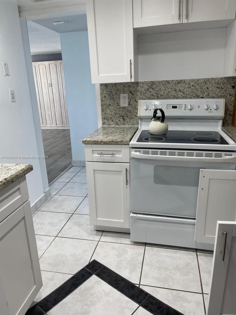 3180 S Ocean Dr, Unit 1405, Hallandale Beach, FL 33009 Photo