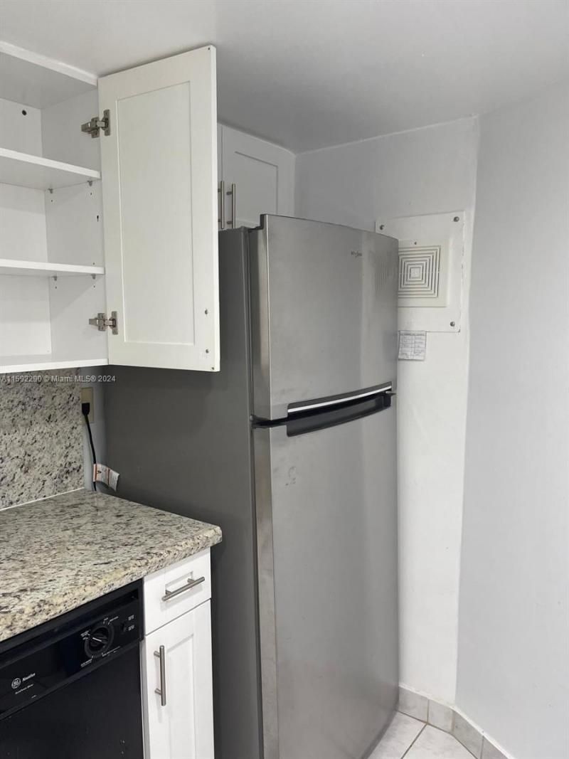 3180 S Ocean Dr, Unit 1405, Hallandale Beach, FL 33009 Photo