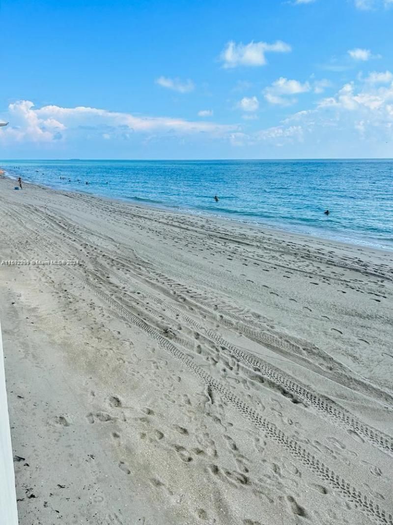 3180 S Ocean Dr, Unit 1405, Hallandale Beach, FL 33009 Photo