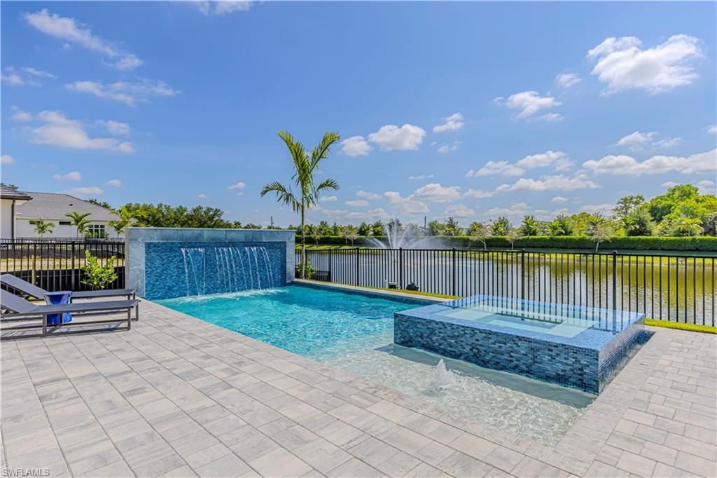 6708 Newport Rd, Naples, FL 34109 Photo