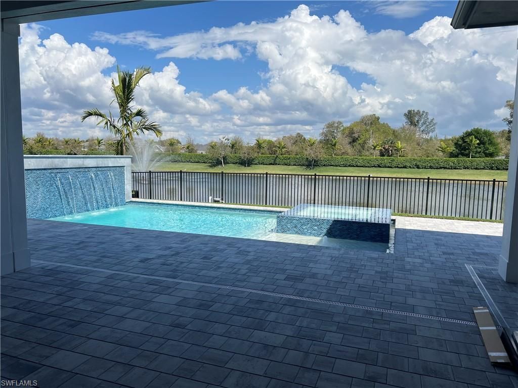 6708 Newport Rd, Naples, FL 34109 Photo