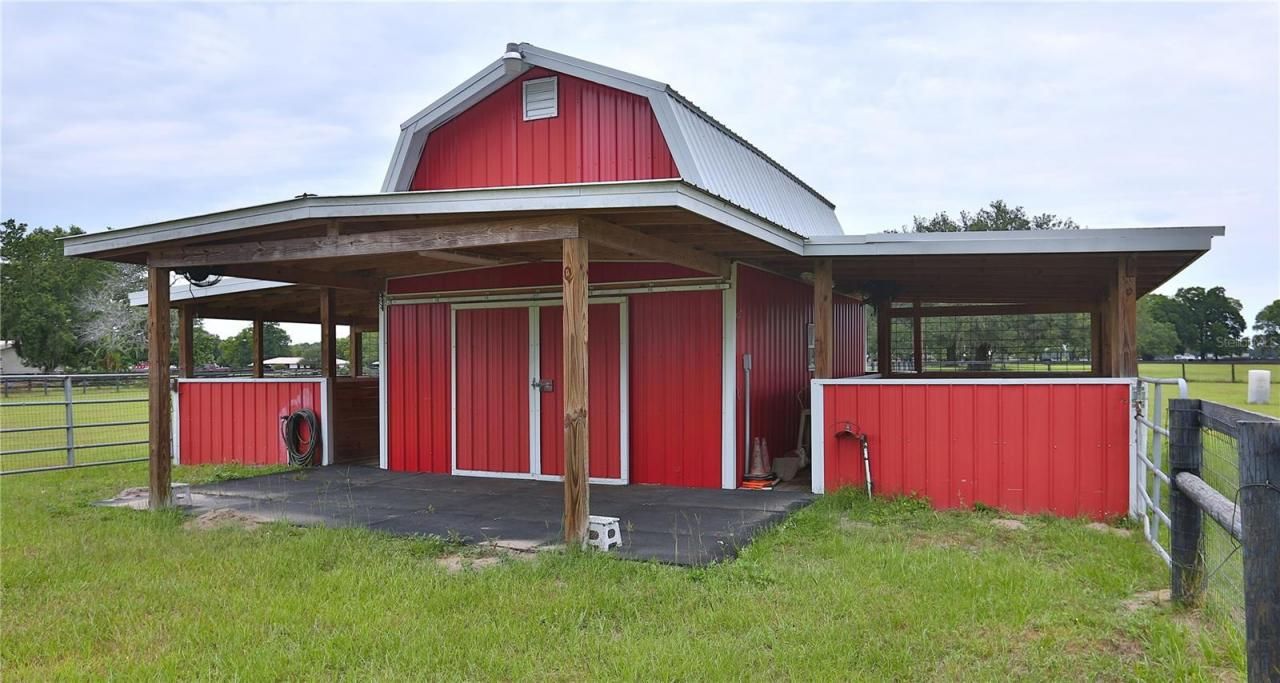 19431 NE 17th Place, Williston, FL 32696 Photo