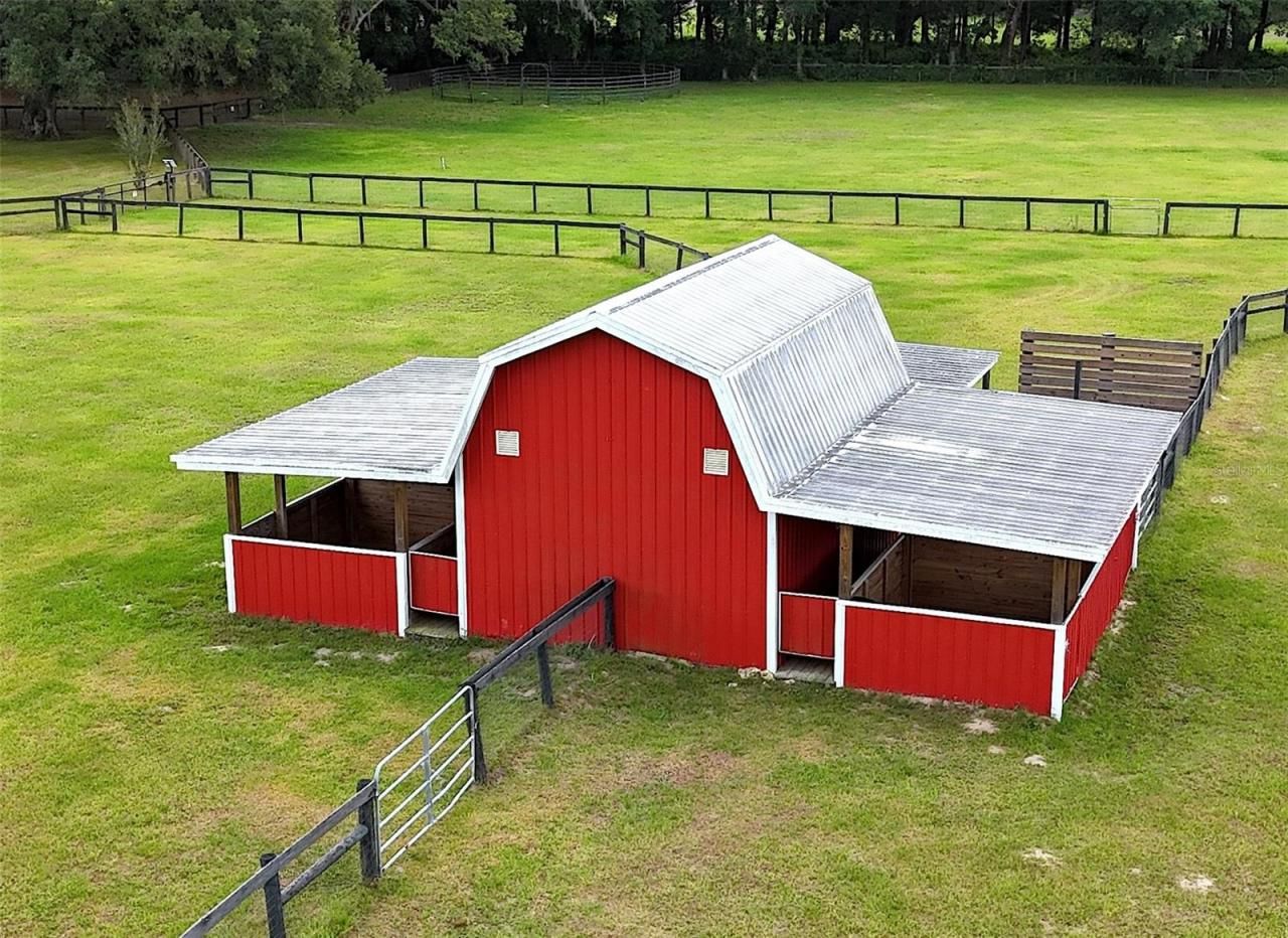 19431 NE 17th Place, Williston, FL 32696 Photo