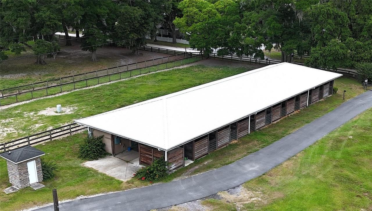 19431 NE 17th Place, Williston, FL 32696 Photo