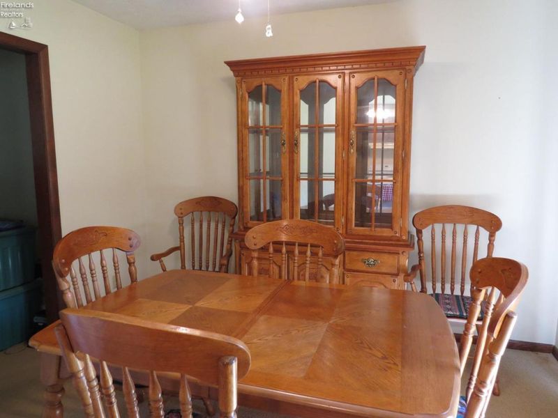 671 S S. Lake St., Amherst, OH 44001 Photo 16