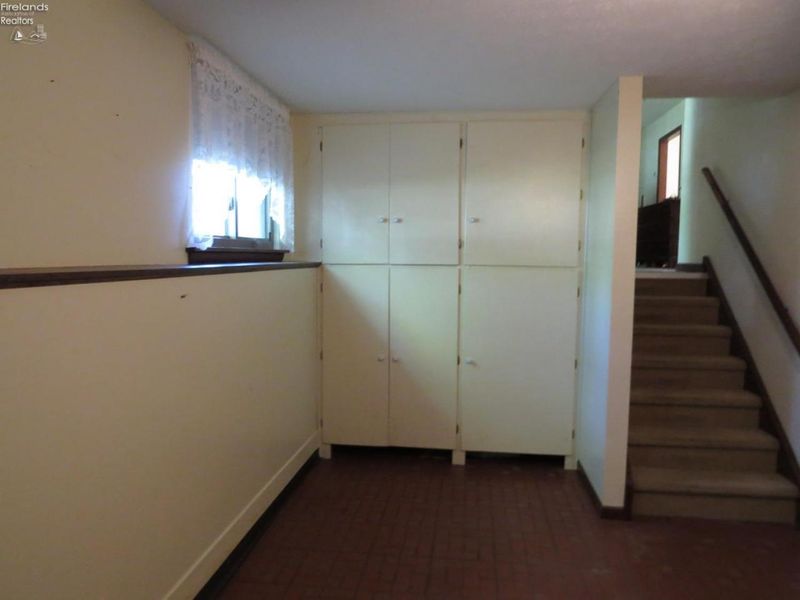 671 S S. Lake St., Amherst, OH 44001 Photo 28