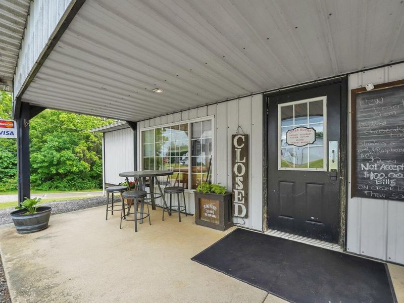 11850 Walnut Street, Adelphi, OH 43101 Photo 4