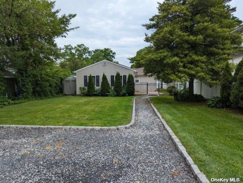 9 Hamilton Avenue, North Babylon, NY 11703 Main Photo