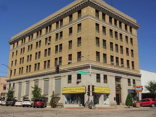 201 N Pennsylvania Avenue, Independence, KS 67301