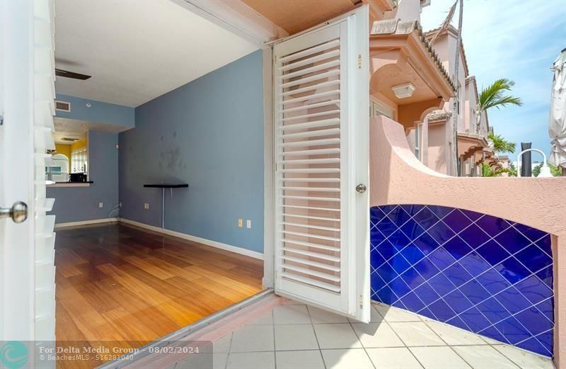 2005 Oceanwalk Terrace, Unit 300, Pompano Beach, FL 33062 Photo