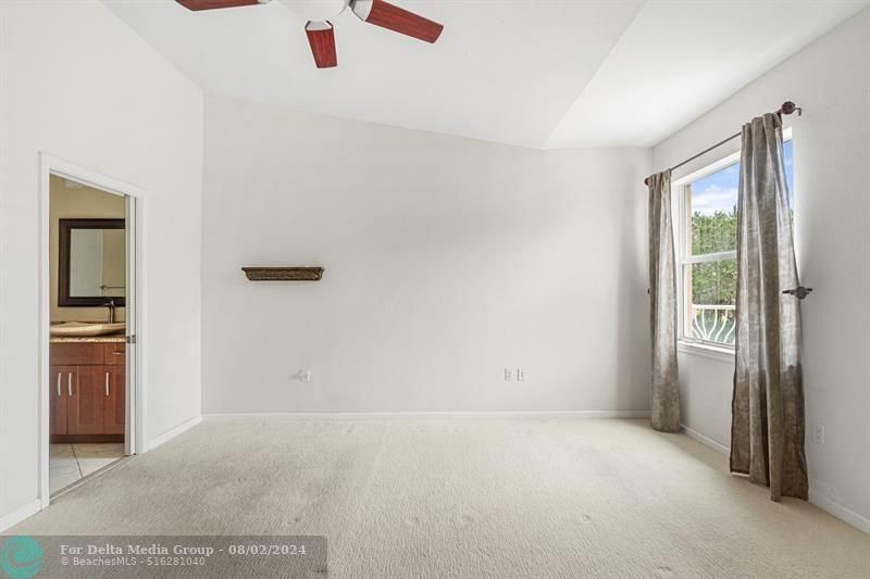 2005 Oceanwalk Terrace, Unit 300, Pompano Beach, FL 33062 Photo