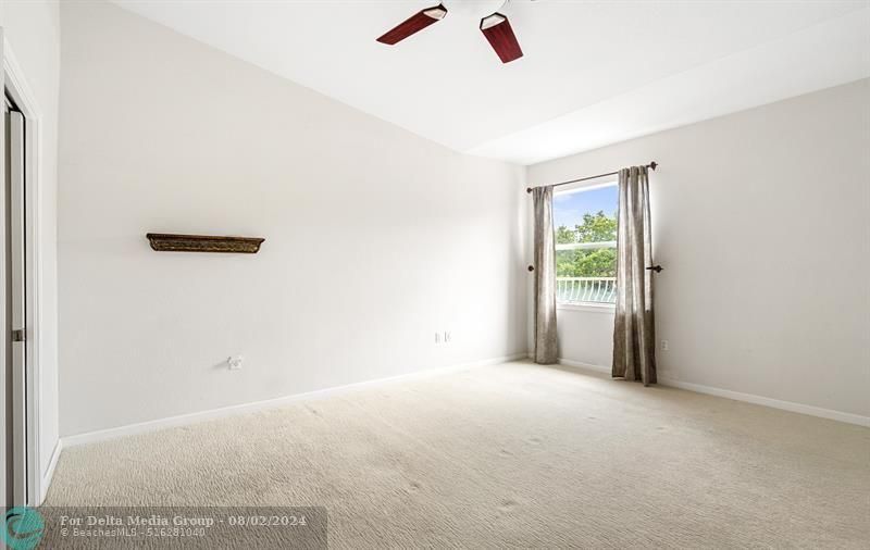 2005 Oceanwalk Terrace, Unit 300, Pompano Beach, FL 33062 Photo