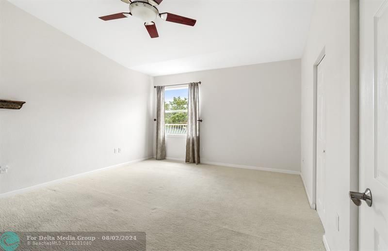 2005 Oceanwalk Terrace, Unit 300, Pompano Beach, FL 33062 Photo