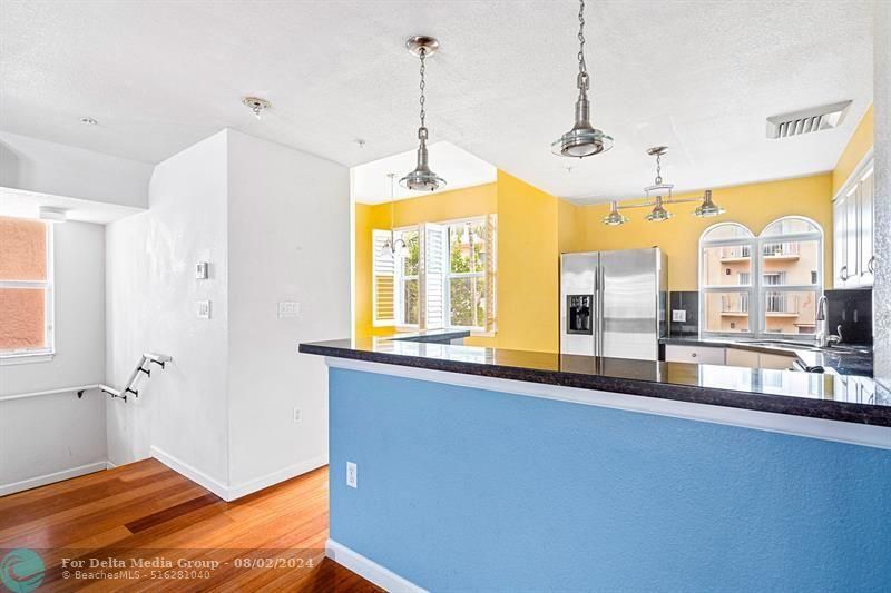 2005 Oceanwalk Terrace, Unit 300, Pompano Beach, FL 33062 Photo