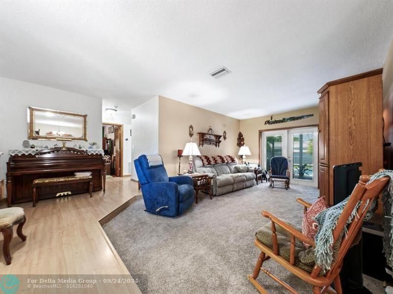 7121 NW 11th Court, Plantation, FL 33313 Photo