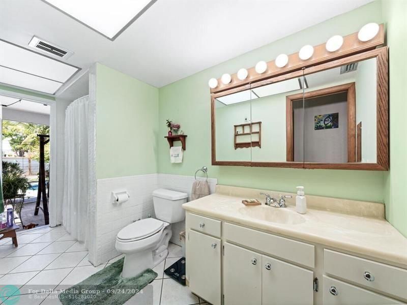 7121 NW 11th Court, Plantation, FL 33313 Photo