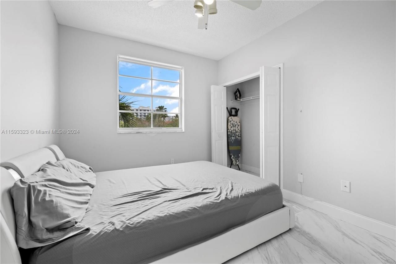 3105 NE 184th St, Unit 7305, Aventura, FL 33160 Photo