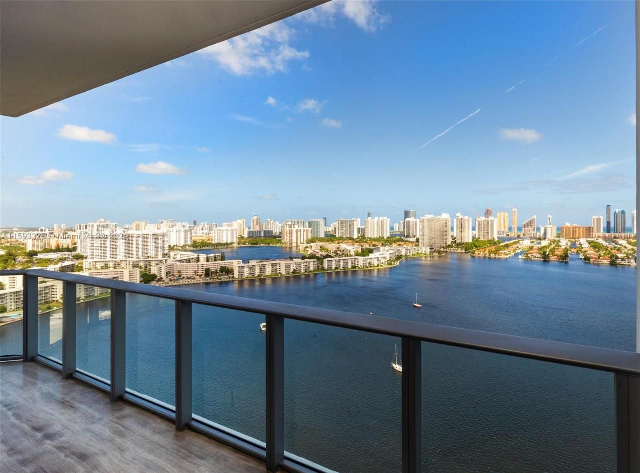 17301 Biscayne Blvd, Unit L-PH-10, North Miami Beach, FL 33160 Photo
