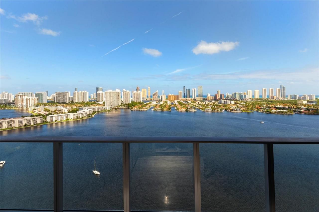 17301 Biscayne Blvd, Unit L-PH-10, North Miami Beach, FL 33160 Photo