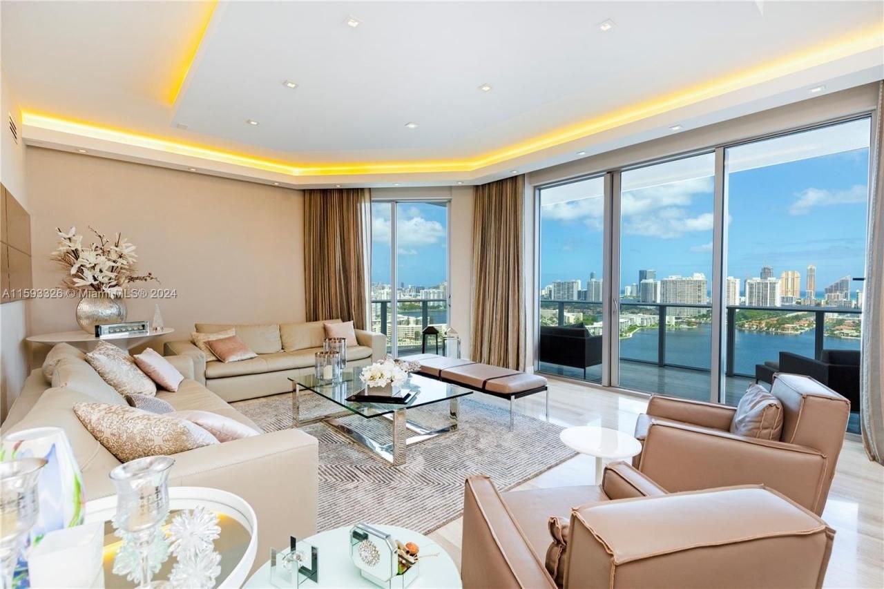 17301 Biscayne Blvd, Unit L-PH-10, North Miami Beach, FL 33160 Photo