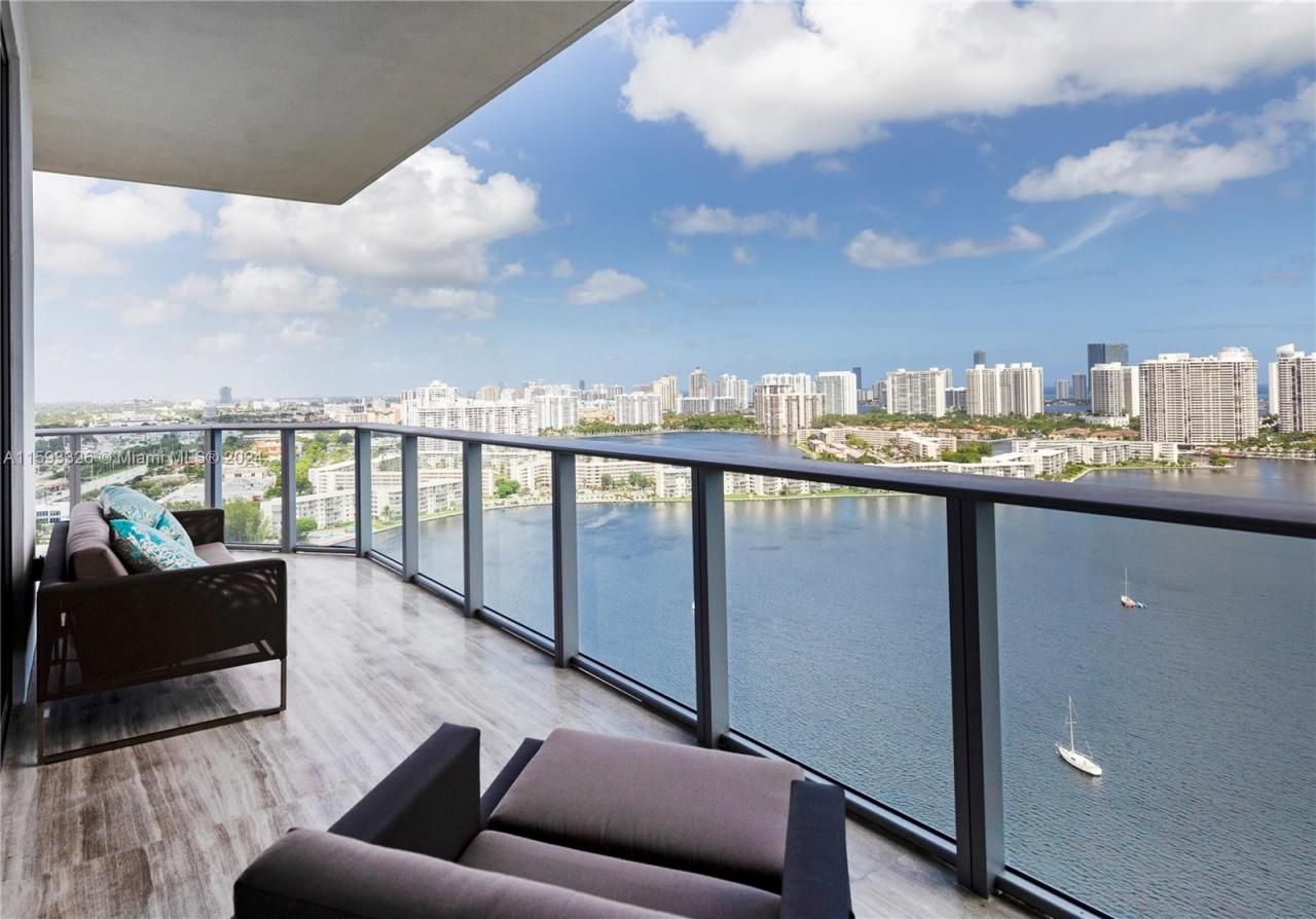 17301 Biscayne Blvd, Unit L-PH-10, North Miami Beach, FL 33160 Photo